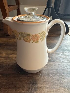 Noritake Sunny Side Pot